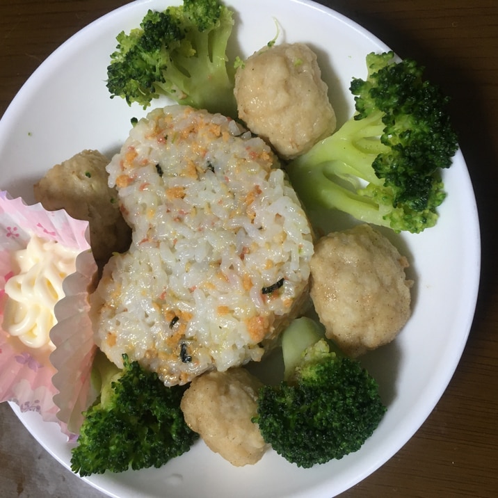 バレンタインに ハート型 鮭フレークで混ぜご飯 レシピ 作り方 By レッドキャッツ 楽天レシピ バレンタインに ハート型 鮭フレークで混ぜご飯 レシピ 作り方 By レッドキャッツ 楽天レシピ